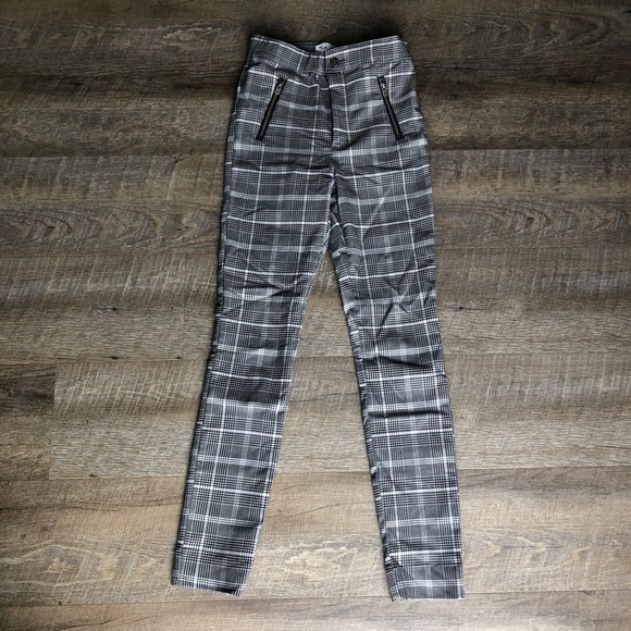 Hollister Pants - nwot hollister plaid pants